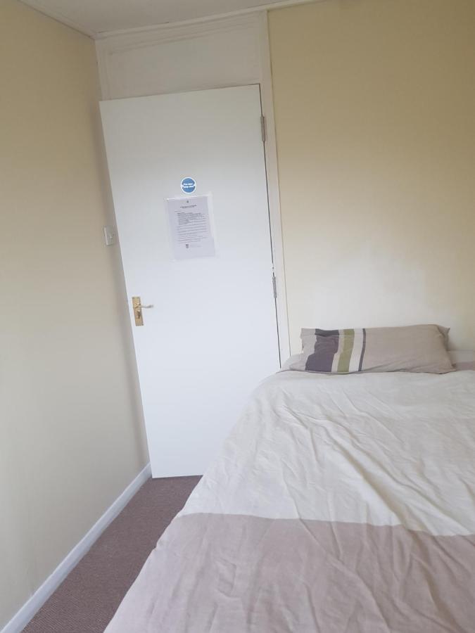 London Heathrow Villa West Drayton  Dış mekan fotoğraf